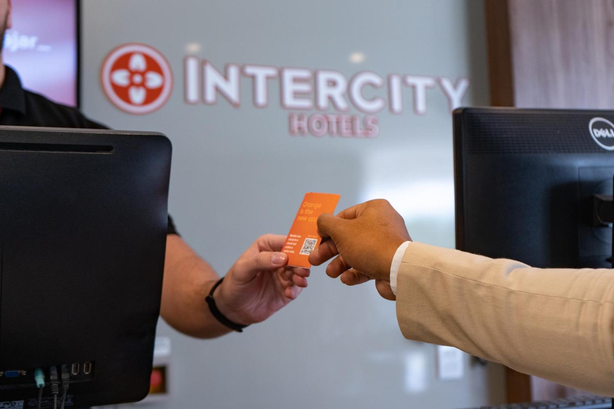 Intercity 몬치스 클라루스 외부 사진